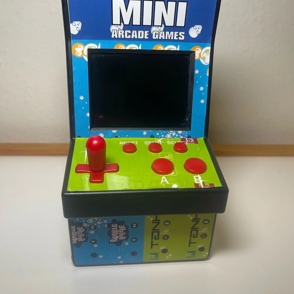 200 in 1 Mini Classic Arcade Game Cabinet Machine *Tested/Works*